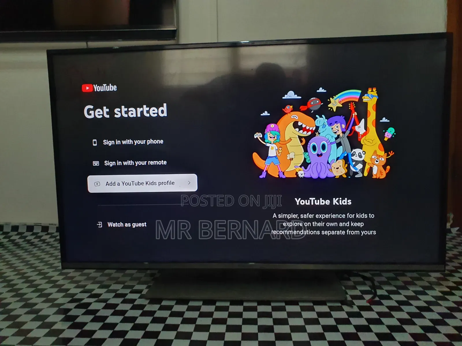 TV 32inches Smart Digital Satellite