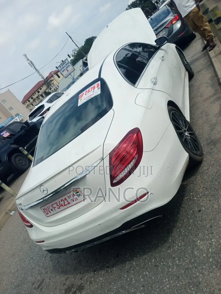 Mercedes-Benz E300 2018 White