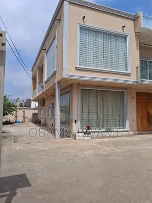 10bdrm House in Laryea Homes, Ability for sale