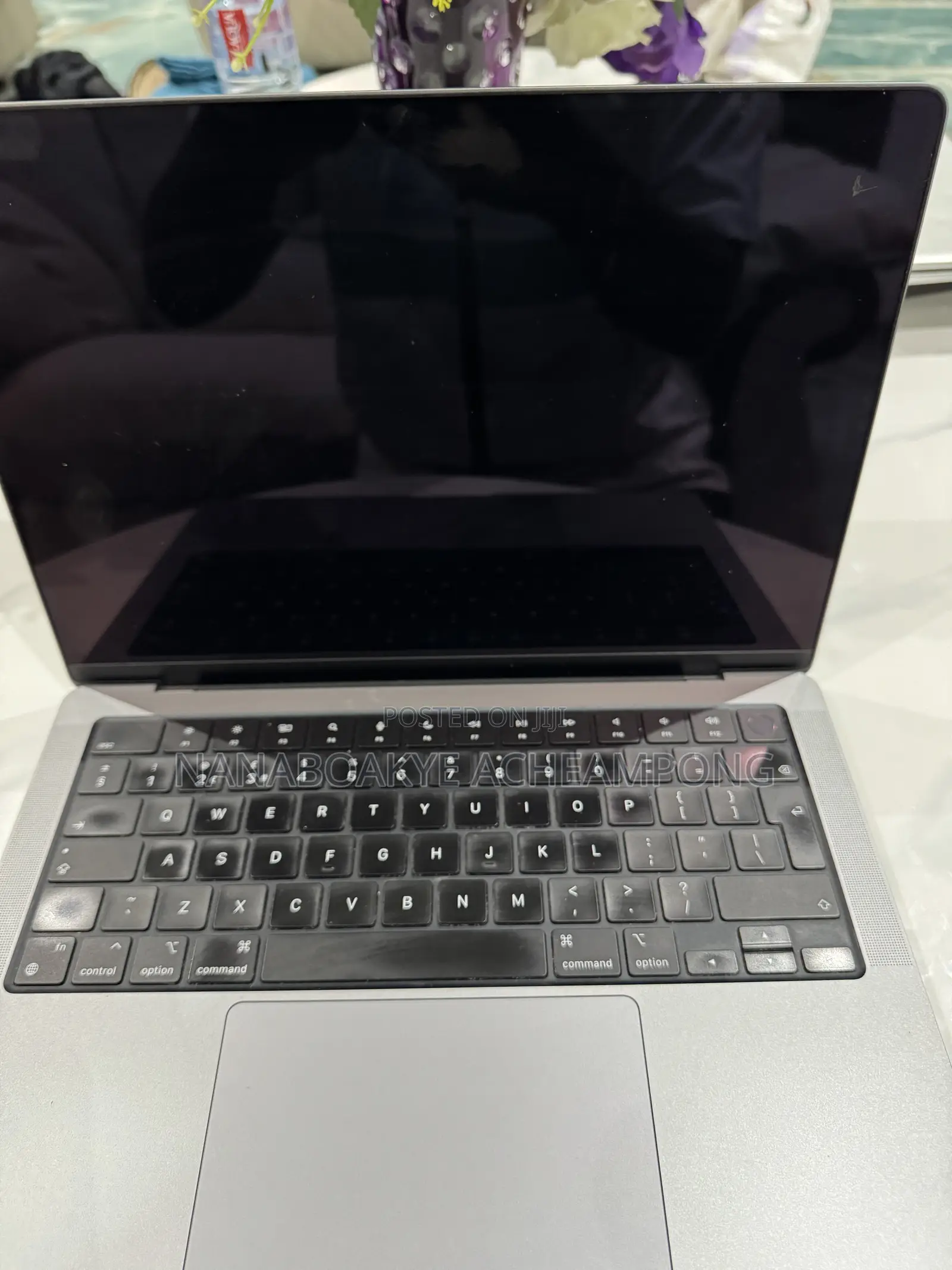 Laptop Apple MacBook Pro 2021 M1 16GB Apple M1 Pro SSD 512GB