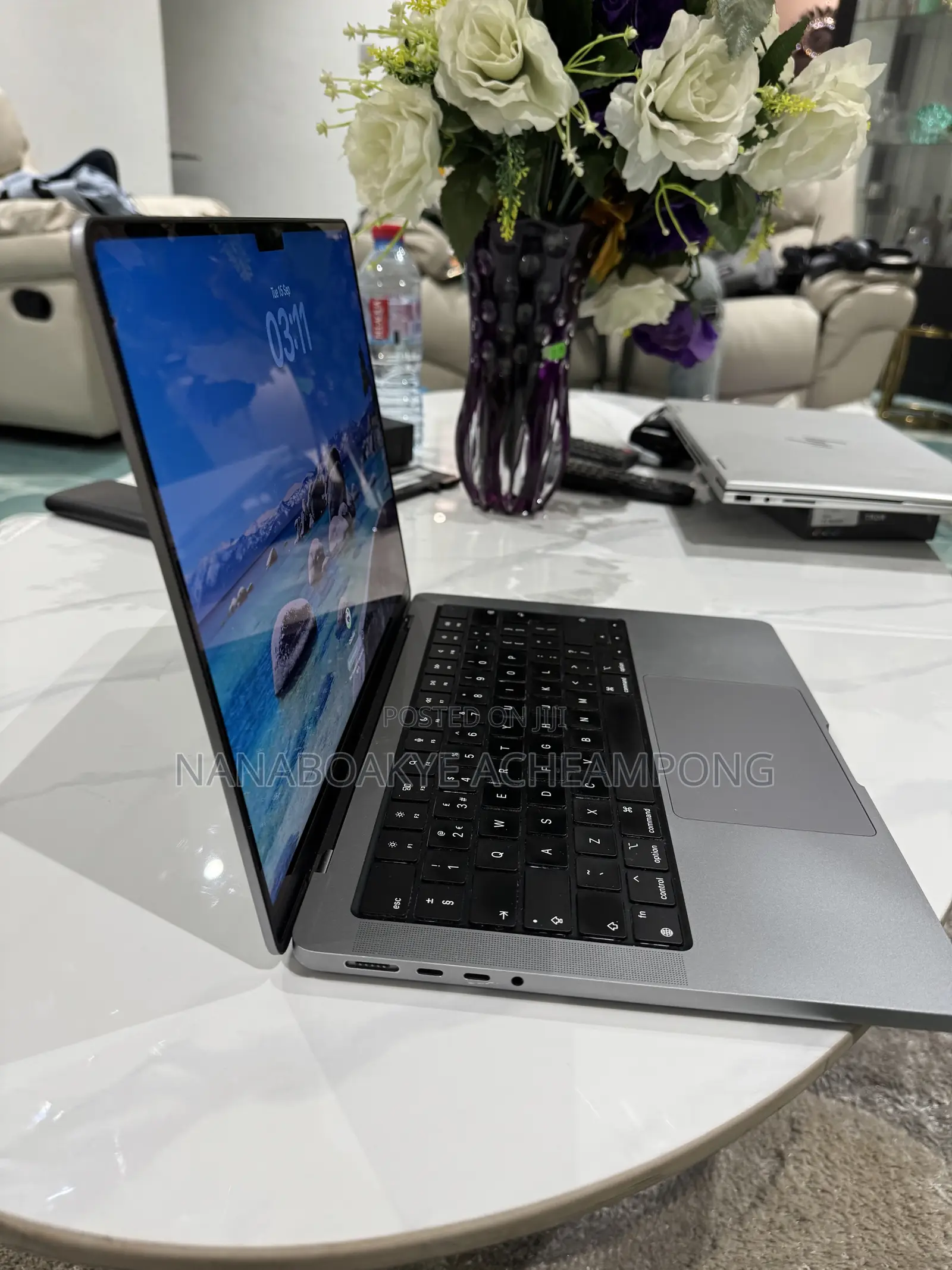 Laptop Apple MacBook Pro 2021 M1 16GB Apple M1 Pro SSD 512GB