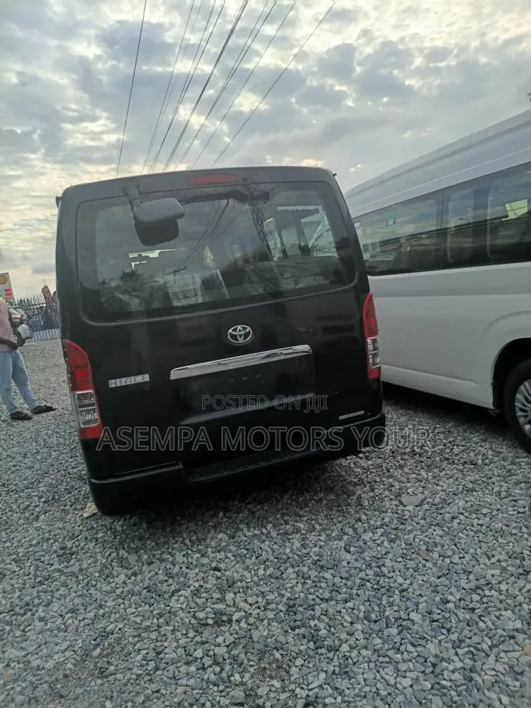 Toyota IST 2016 Black