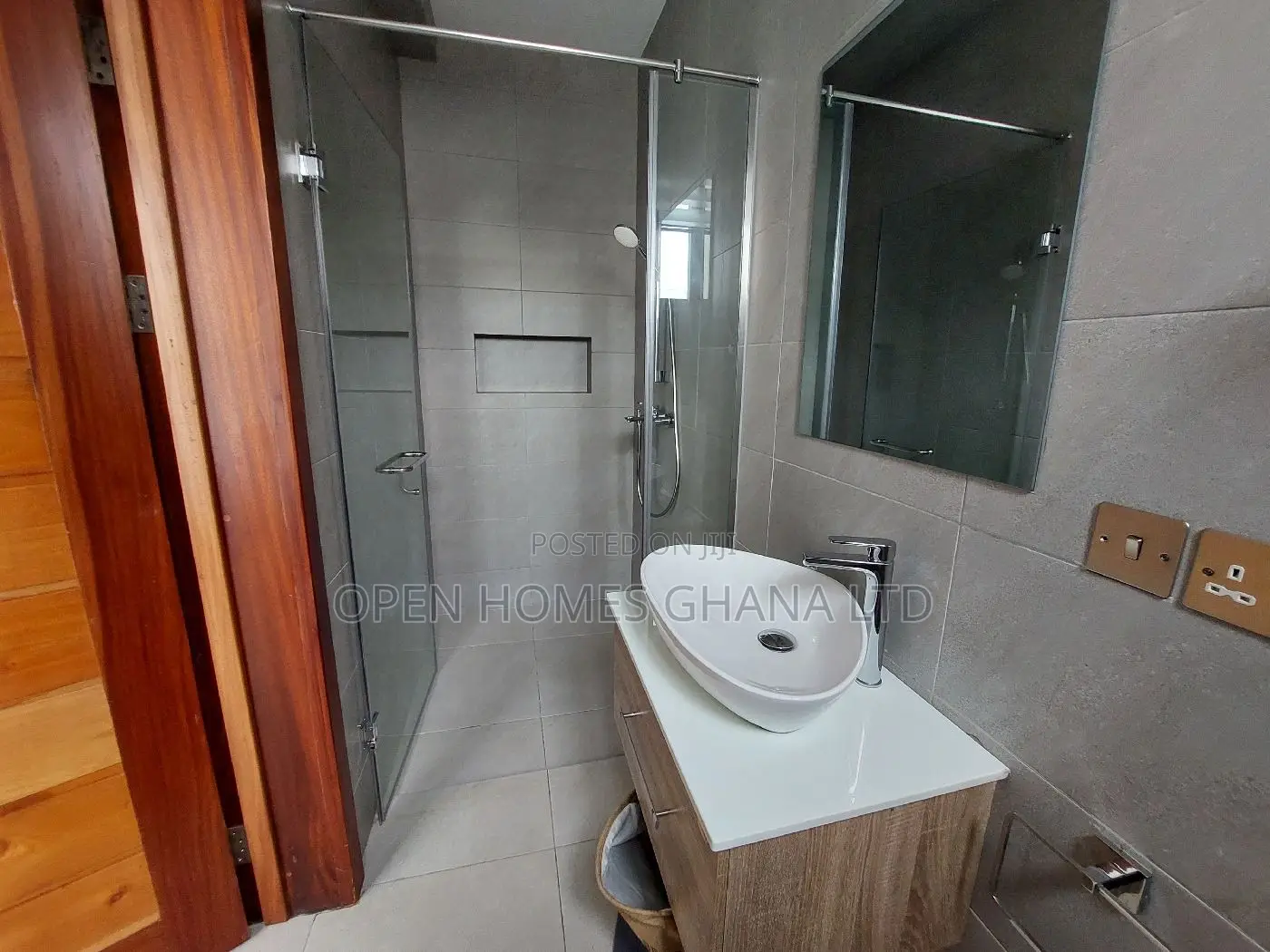 Furnished 3bdrm House in Acquinas for rent