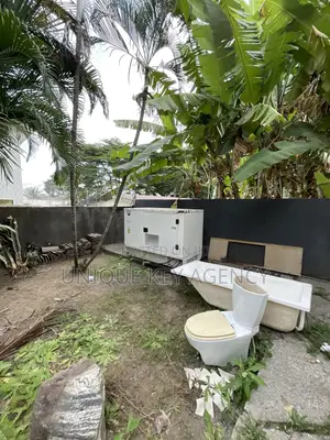 3bdrm House in Unique Key Agency, East Legon for rent