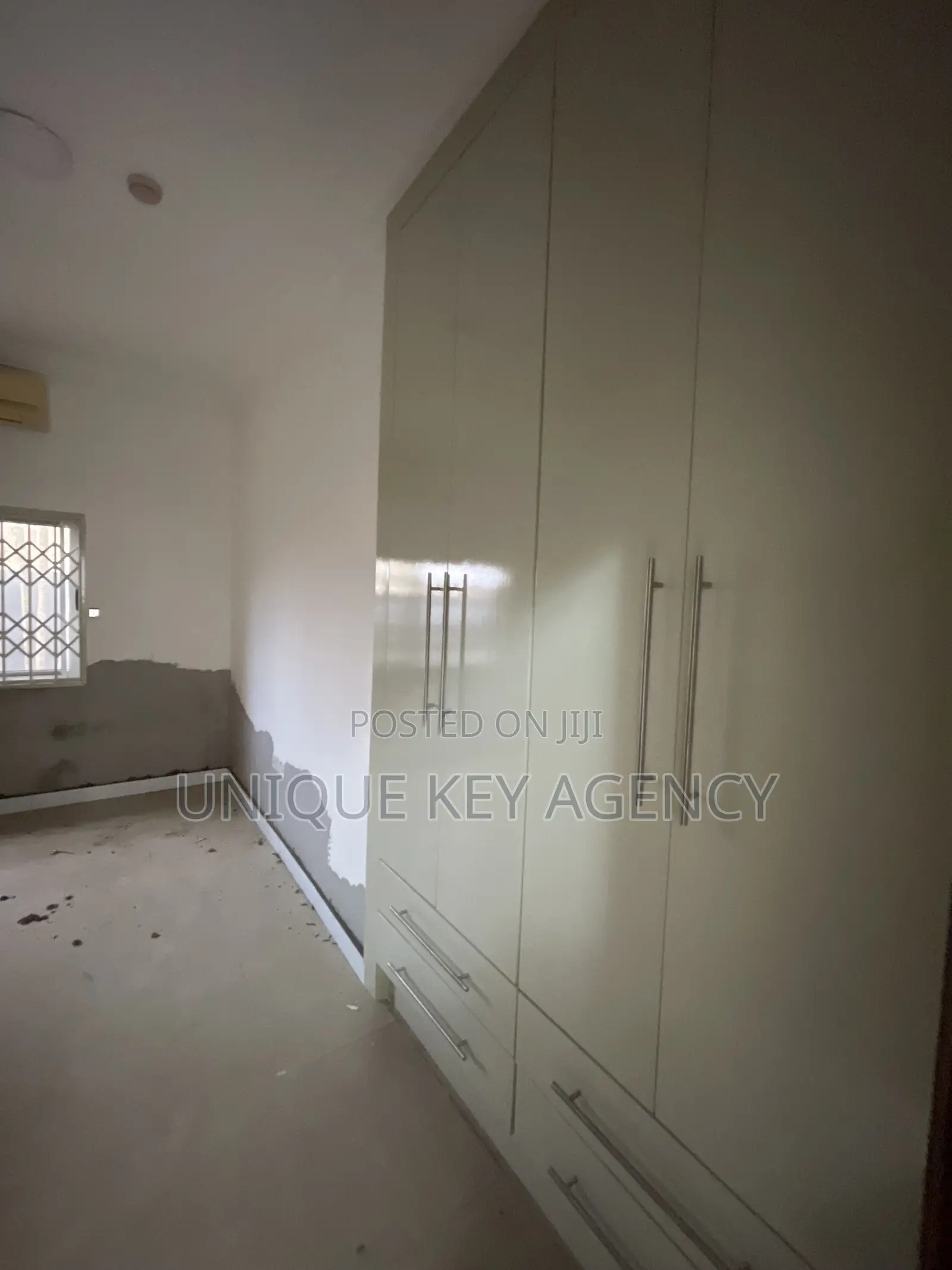 3bdrm House in Unique Key Agency, East Legon for rent