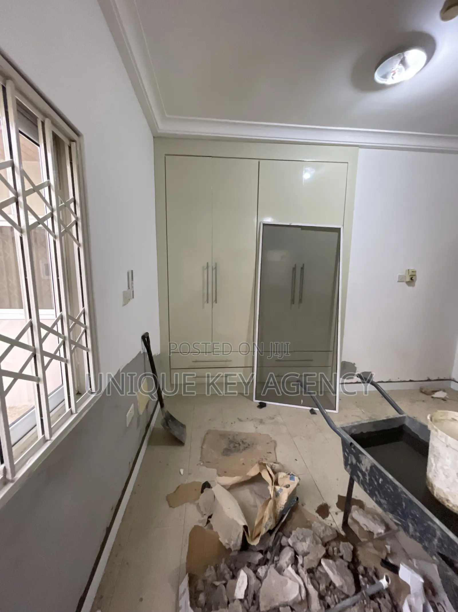 3bdrm House in Unique Key Agency, East Legon for rent
