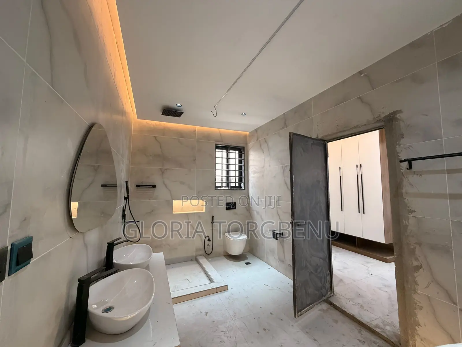 3bdrm House in Lake Side Estate for sale