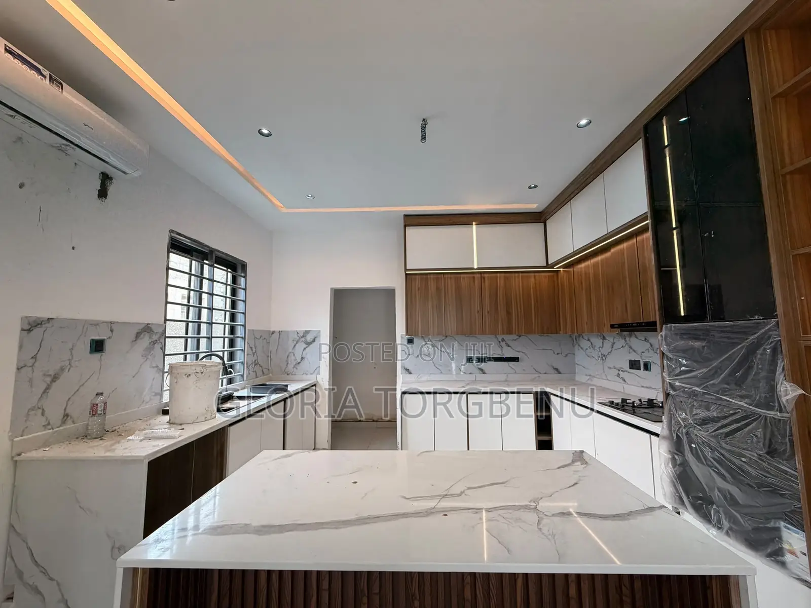 3bdrm House in Lake Side Estate for sale