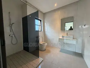 4bdrm Duplex in East Legon for rent