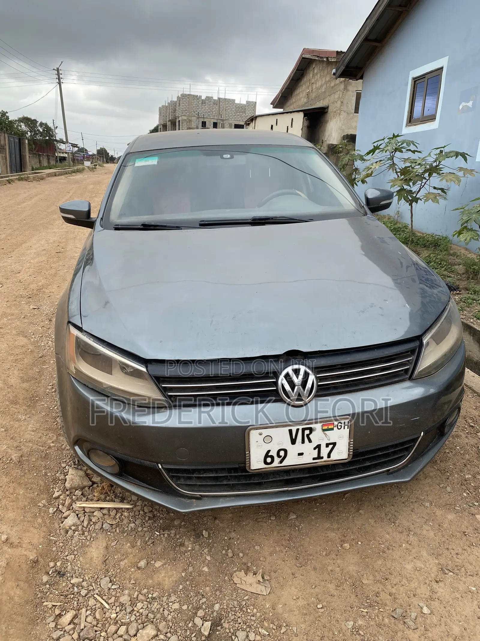 Volkswagen Jetta 4dr Sedan (2.0L 4cyl 5M) 2014 Gray