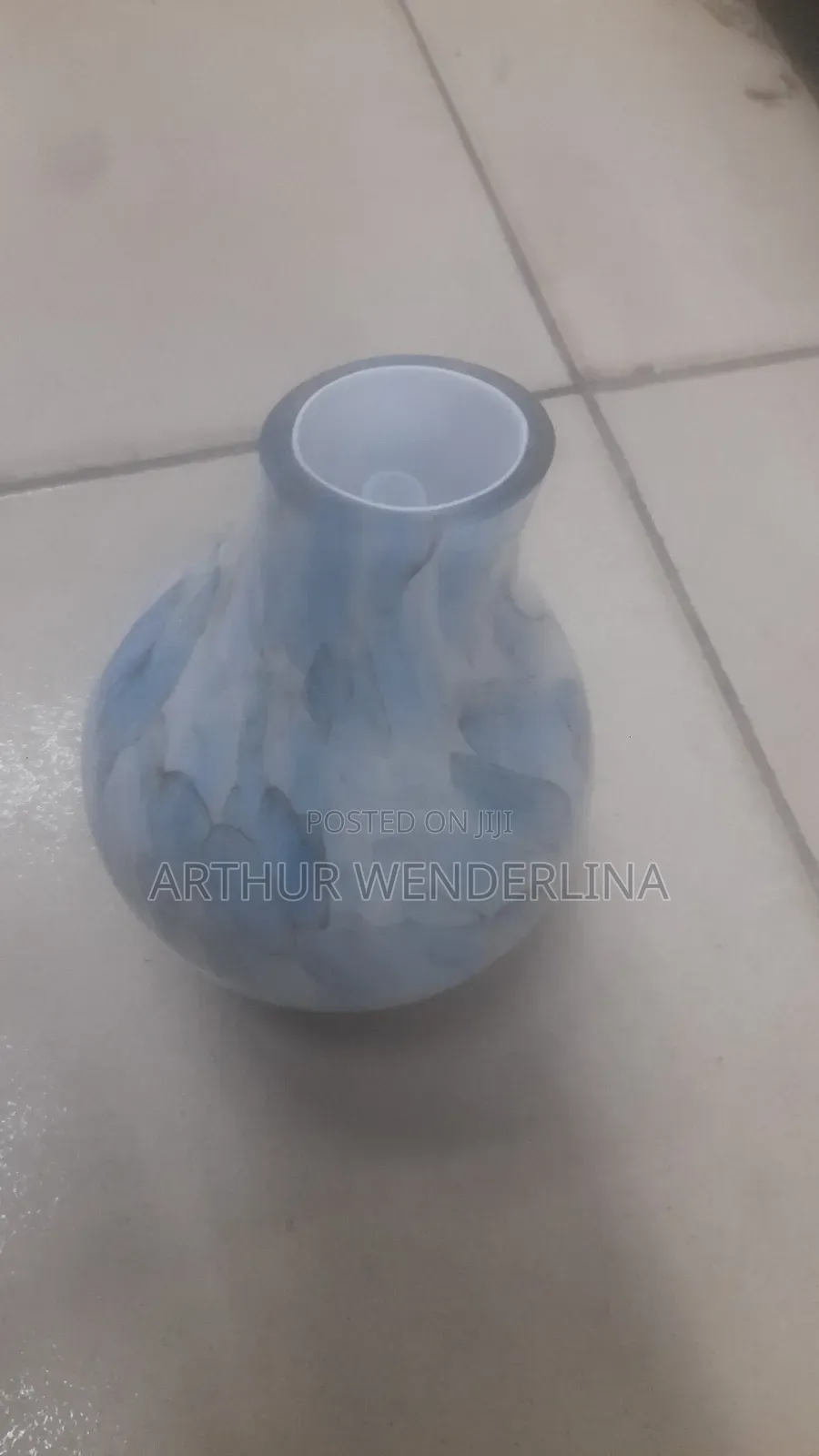 Classic Aroma Diffuser Vase as Well