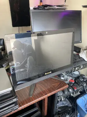 Desktop Computer Lenovo 8GB AMD A6 SSD 256GB