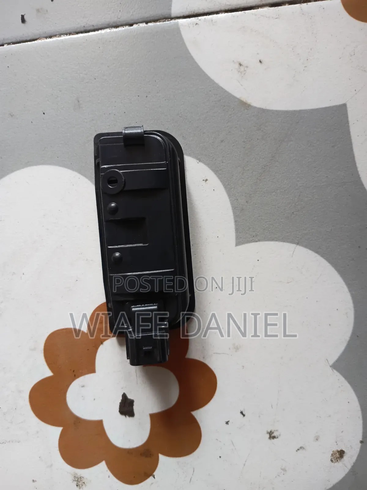 Honda CRV Boot Sensor or Swicth