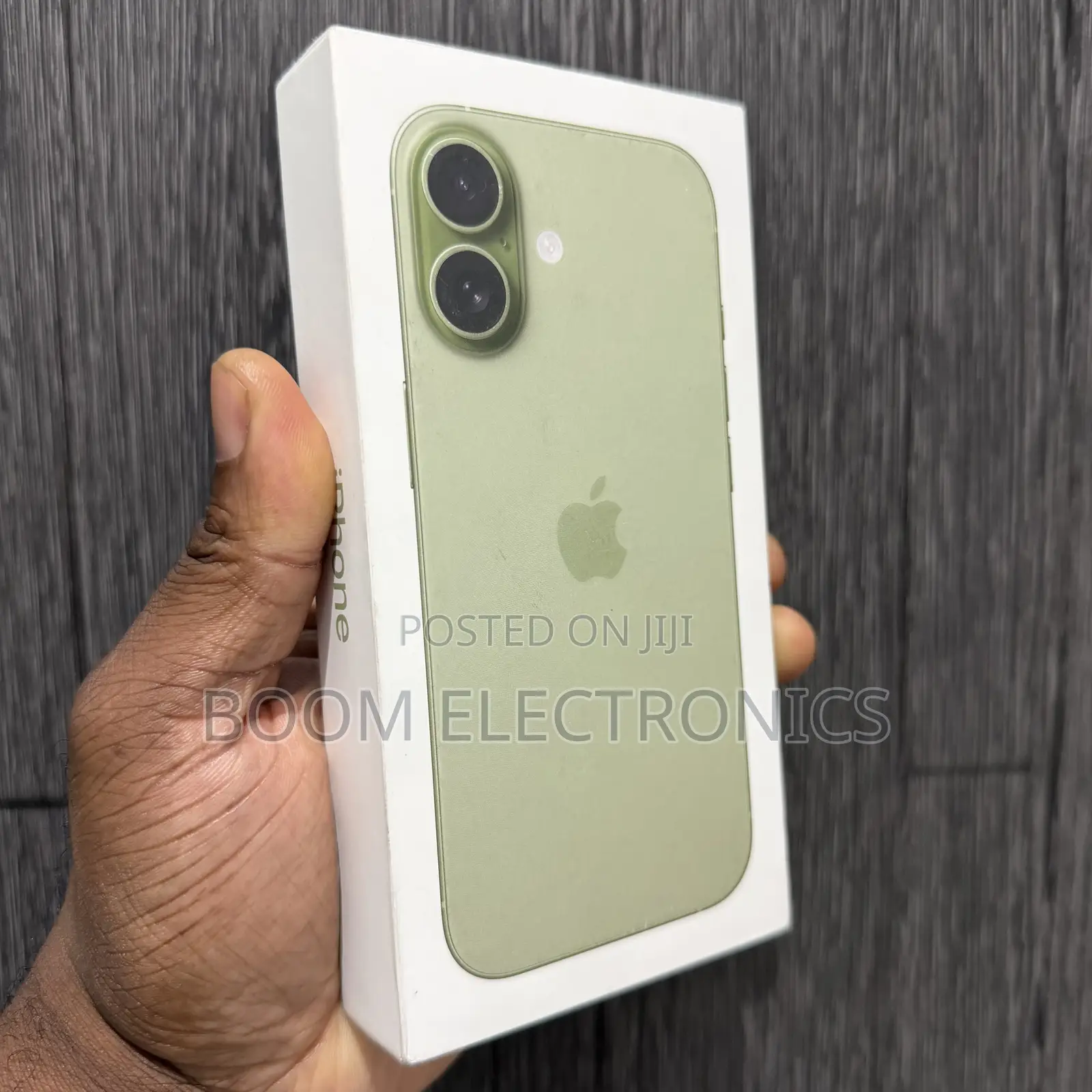 New Apple iPhone 17 256 GB Green