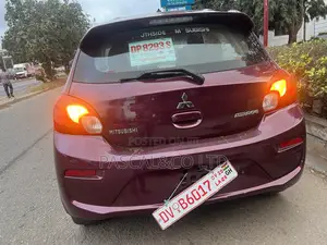 Mitsubishi Mirage SE 2019 Brown
