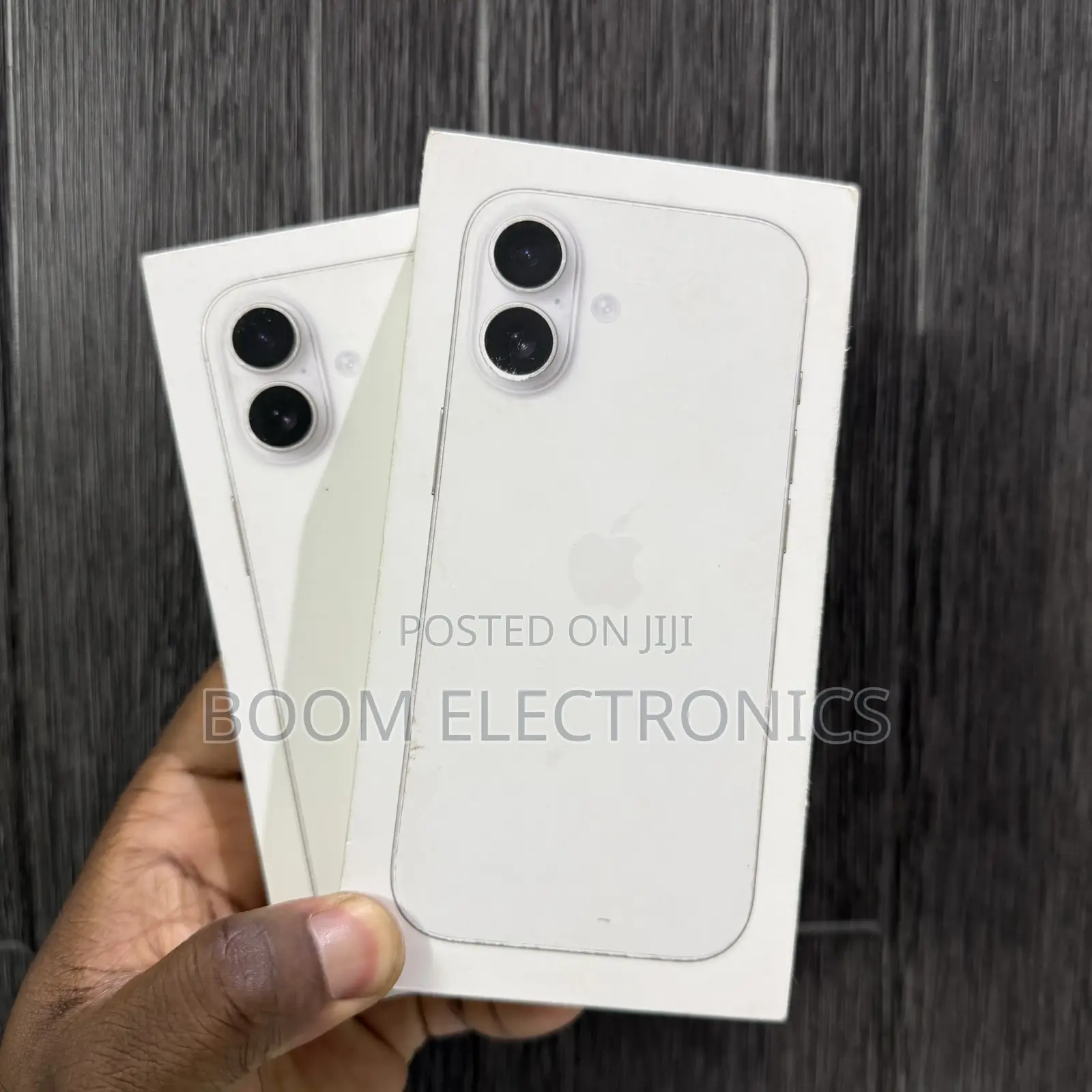 New Apple iPhone 17 256 GB White