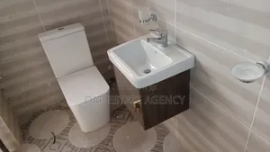 2bdrm Apartment in Dansoman for rent
