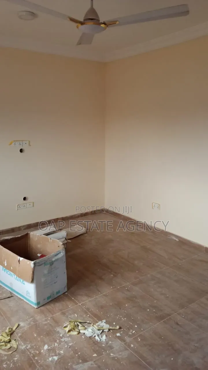 2bdrm Apartment in Dansoman for rent