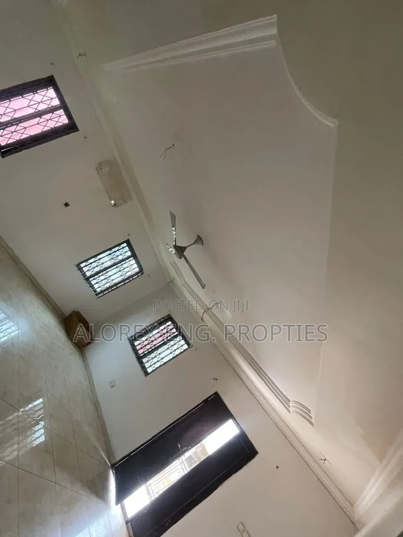3bdrm Apartment in Abokobi, Pentecost for rent