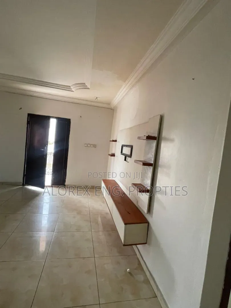 3bdrm Apartment in Abokobi, Pentecost for rent