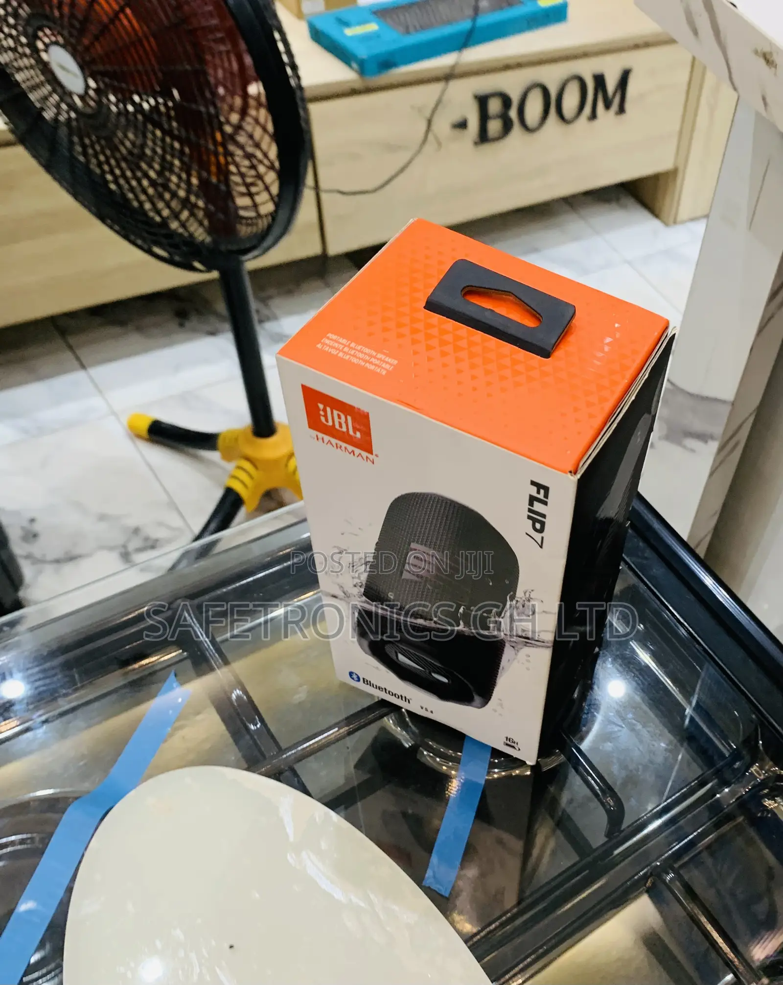 Fabulous (Black) Bluetooth JBL Flip 7 Speaker