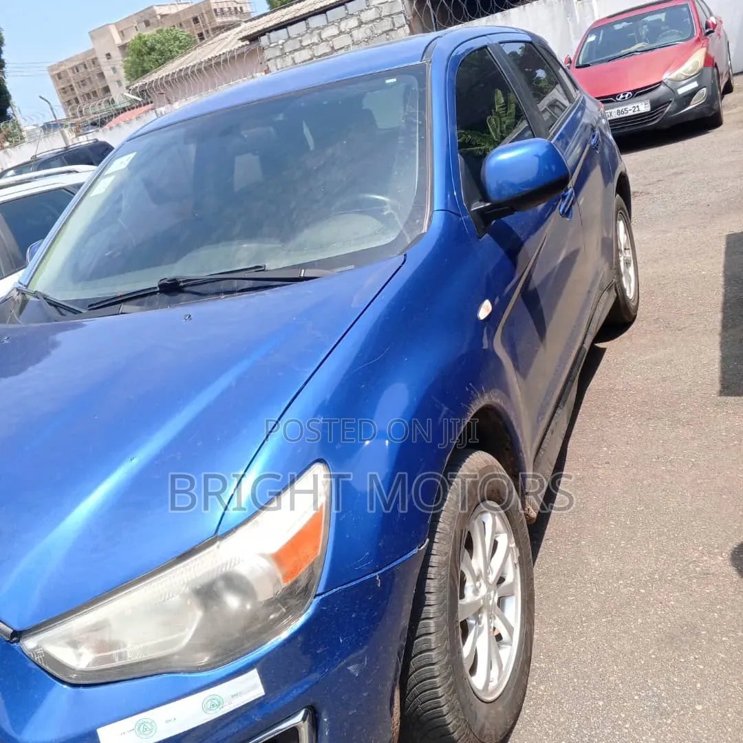 Mitsubishi RVR 2016 Blue