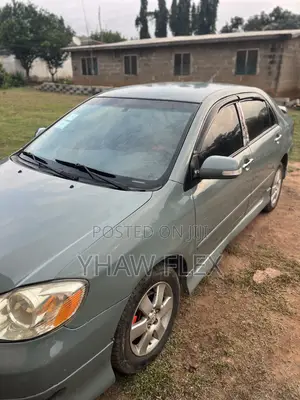 Toyota Corolla 2008 Gray