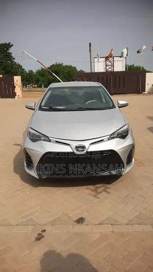 Toyota Corolla 2017 White