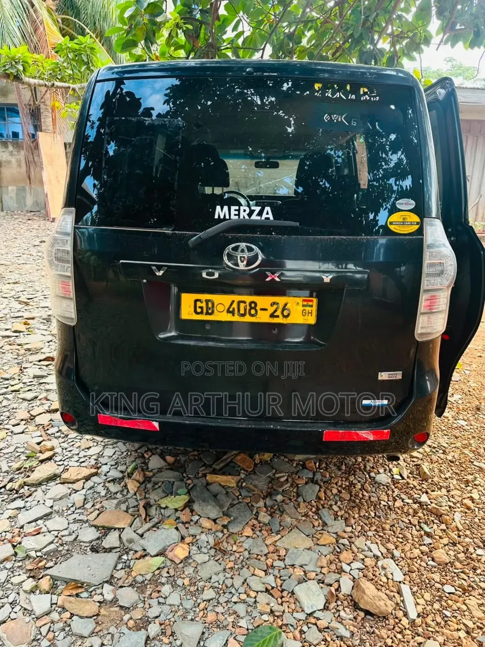 Toyota Voxy V 2WD 8-Seater 2012 Black