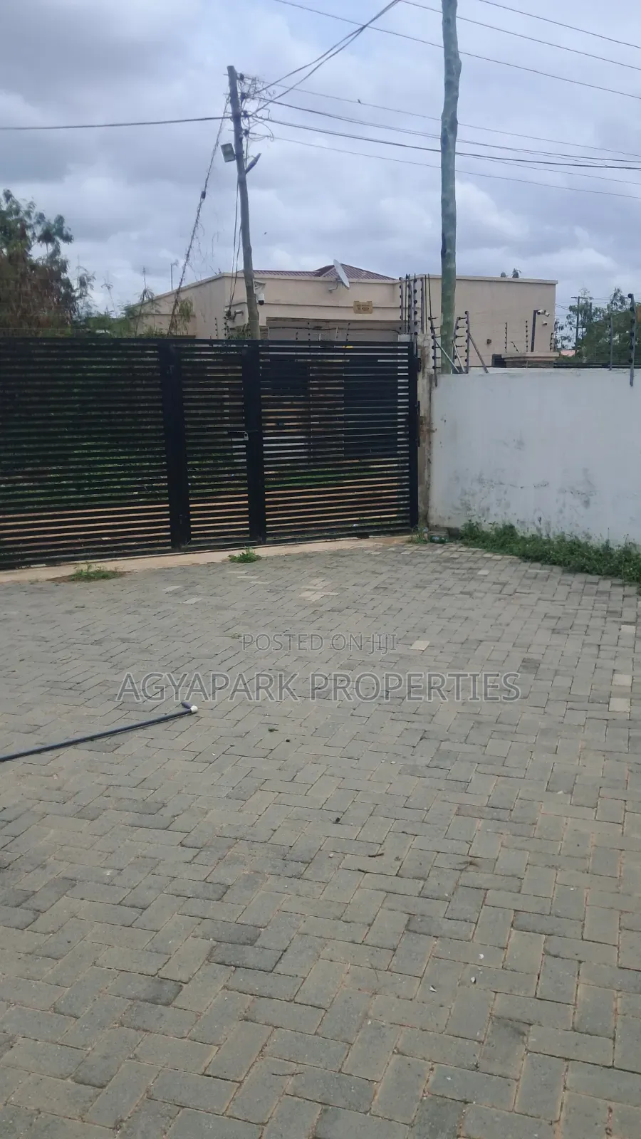 5bdrm House in Abease, Amasaman for rent