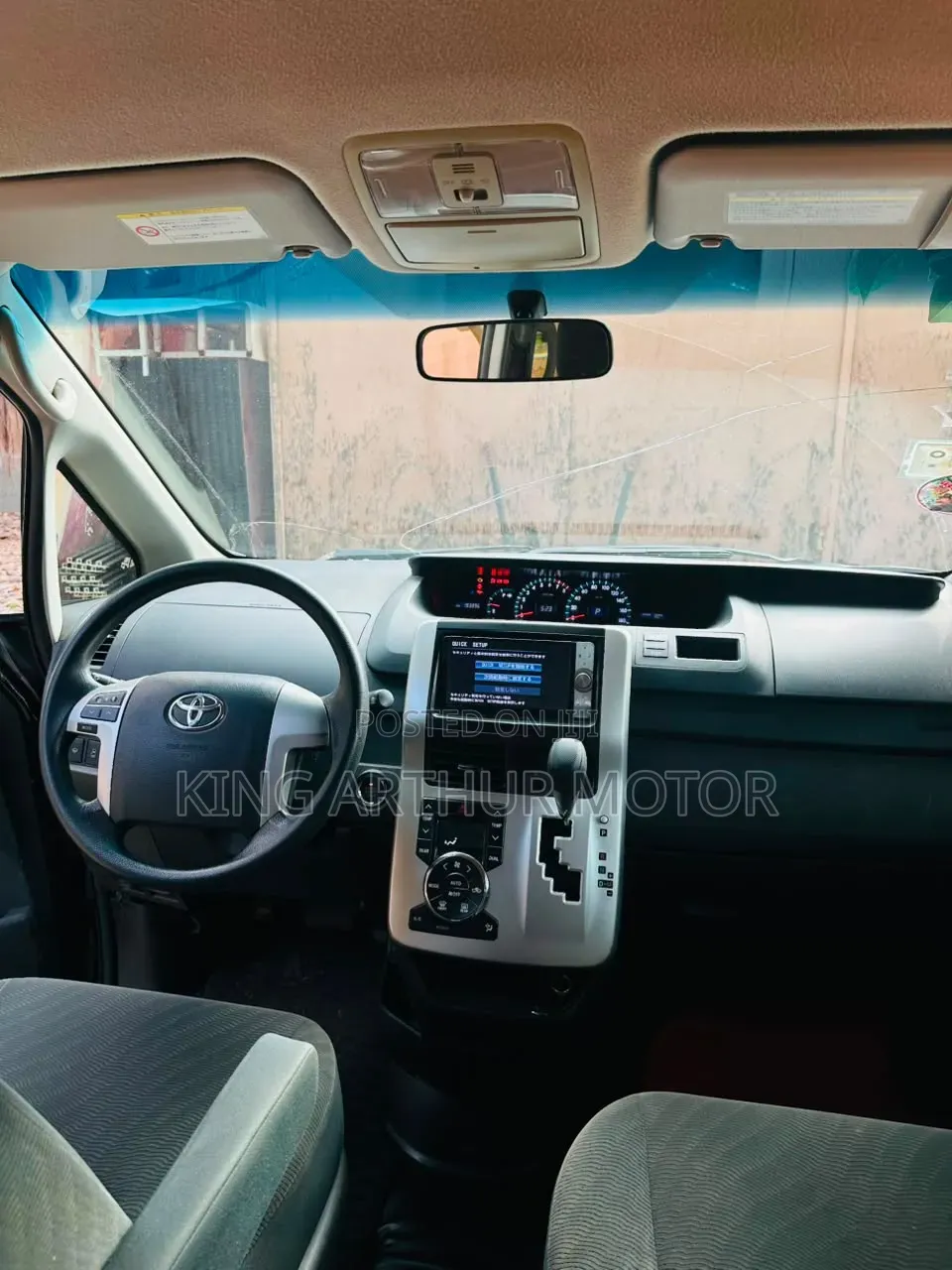 Toyota Voxy V 2WD 8-Seater 2012 Black