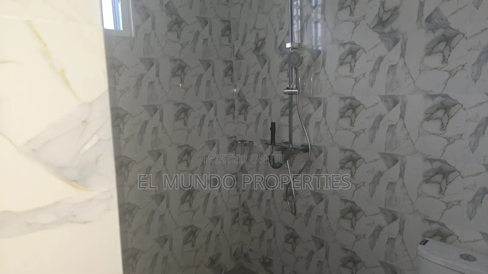 1bdrm Apartment in Abuakwa Koforidua, Kumasi Metropolitan for rent