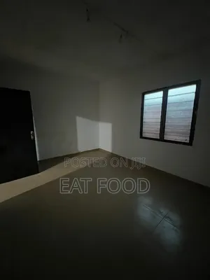 1bdrm Farm House in Petroleum Estate, Exhibition for rent