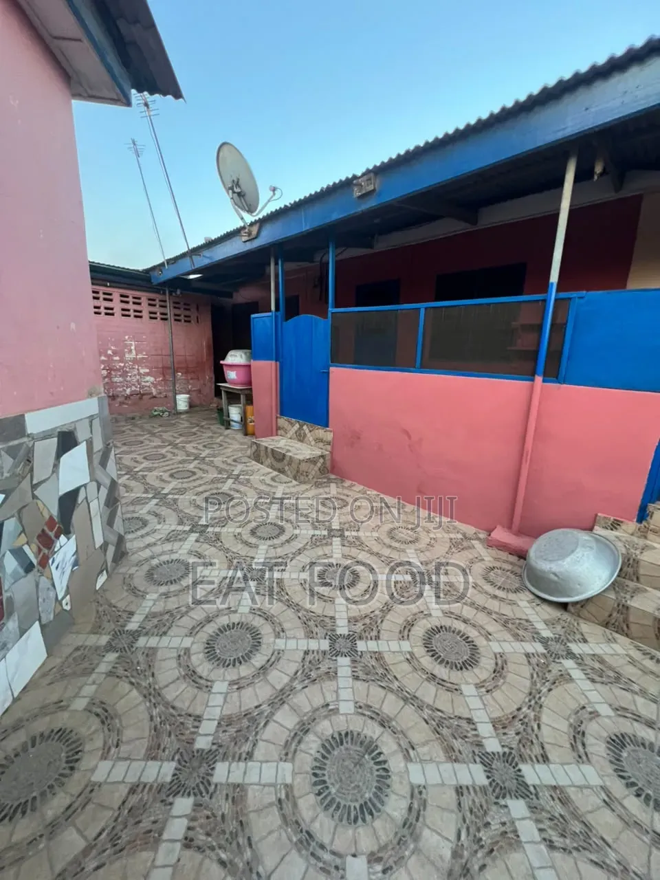 1bdrm Farm House in Petroleum Estate, Exhibition for rent