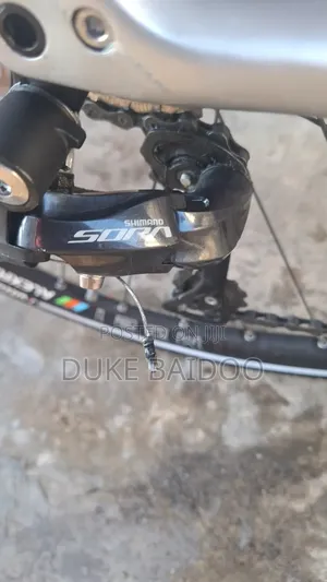 Specialised Srrus Full Carbon Hybrid Bike