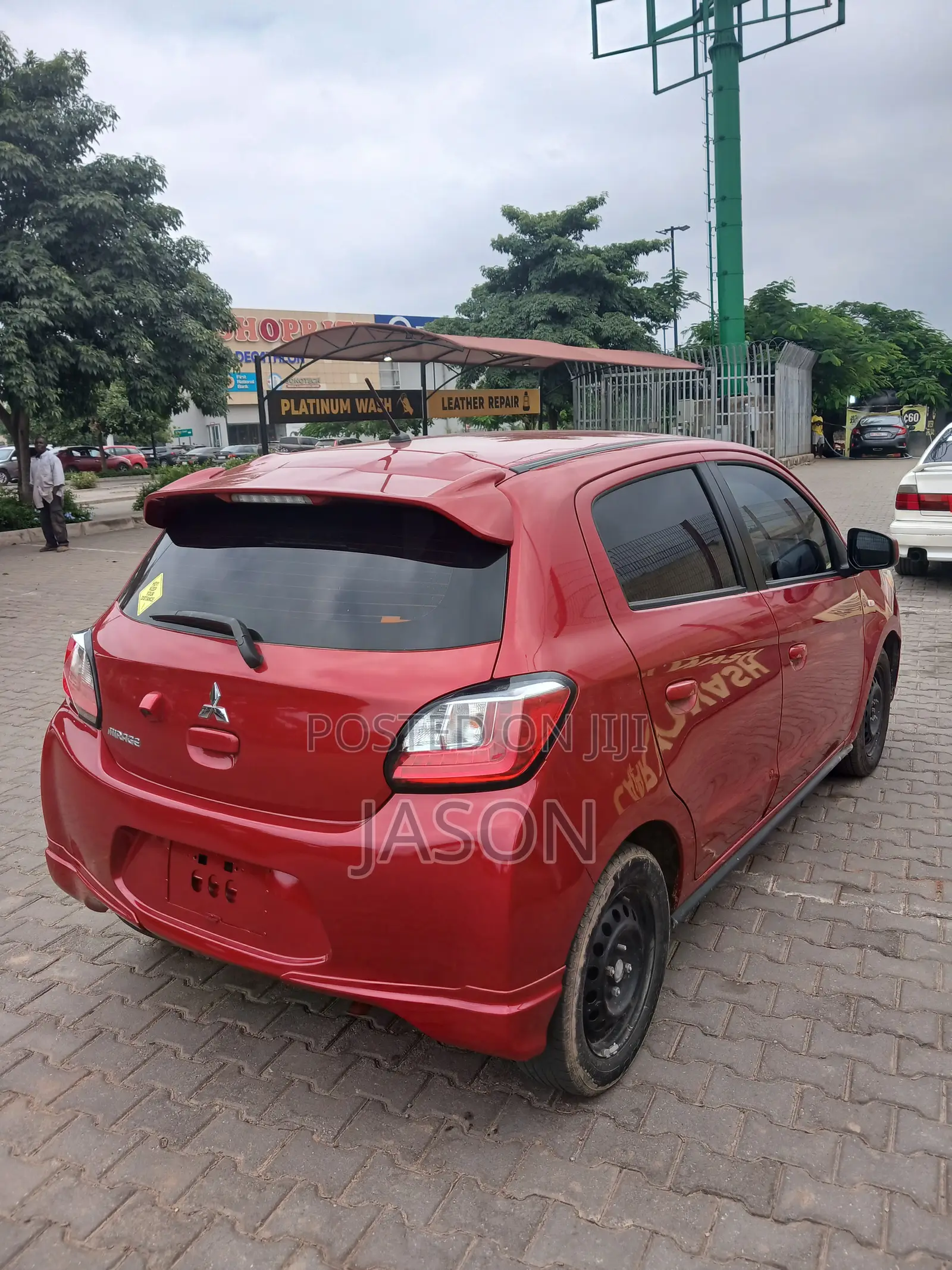 Mitsubishi Mirage LE 2021 Red