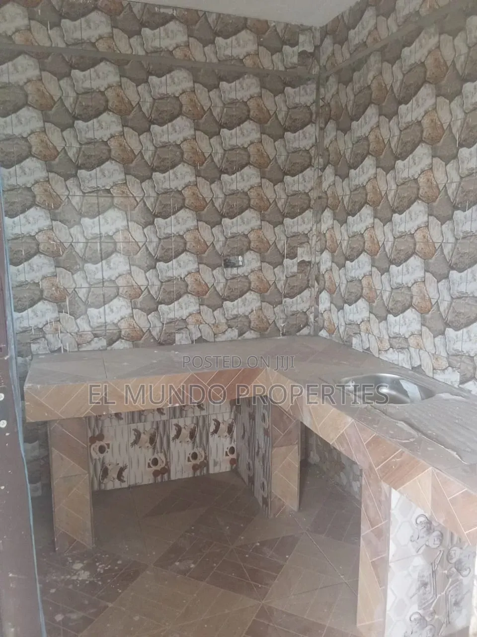 1bdrm Apartment in Abuakwa Koforidua, Kumasi Metropolitan for rent