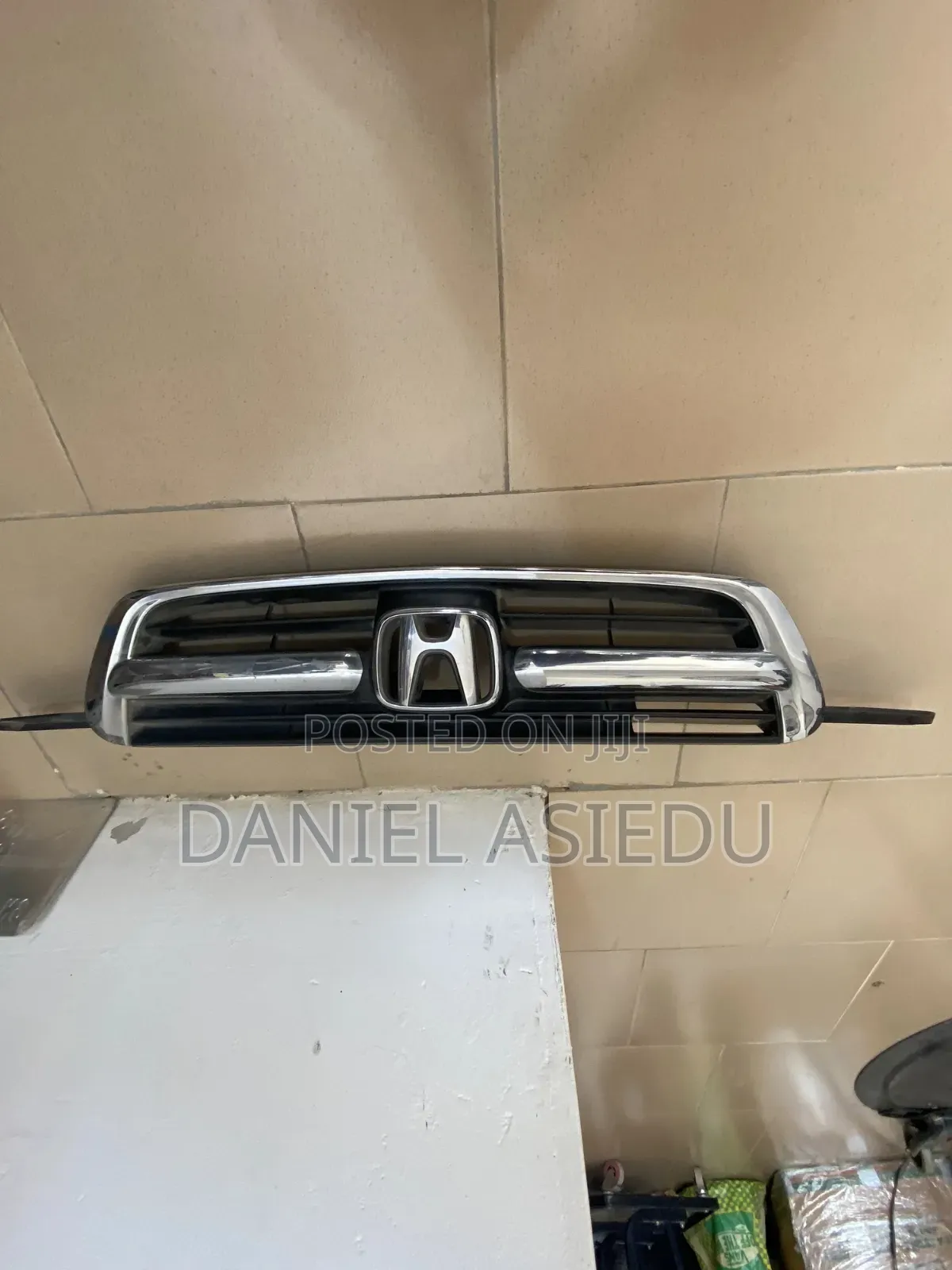 Honda CRV Front Bumper Top Grille