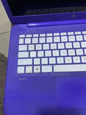 Laptop HP 4GB HDD 32GB
