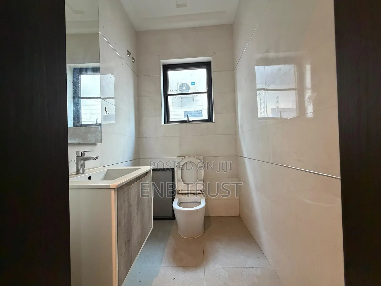 4bdrm Duplex in Obojo, Otano for rent