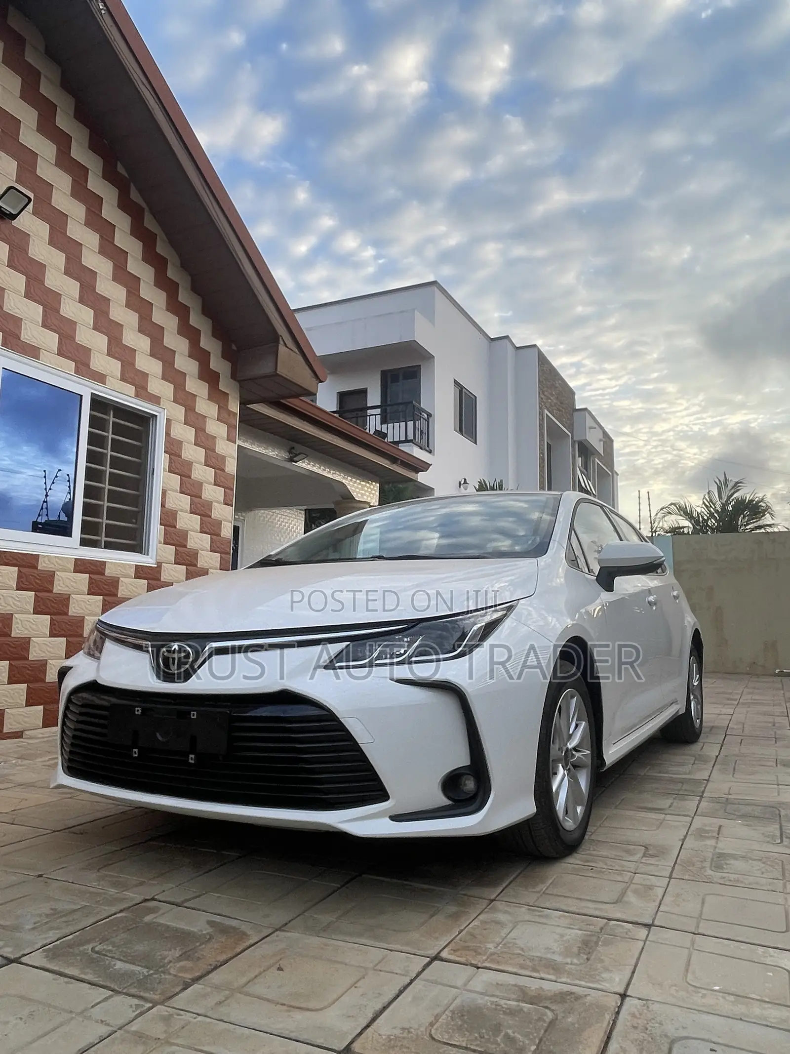 Toyota Corolla 2023 White