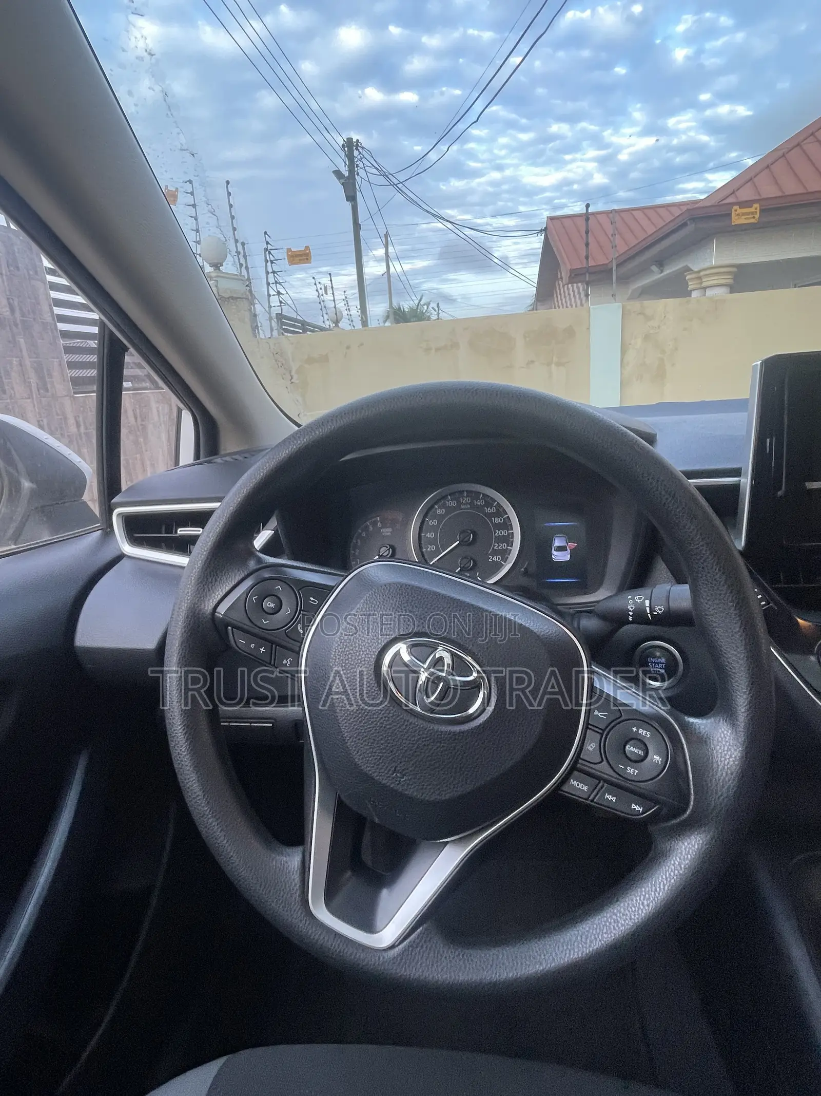 Toyota Corolla 2023 White