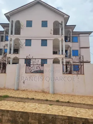 3bdrm Apartment in Dome for rent