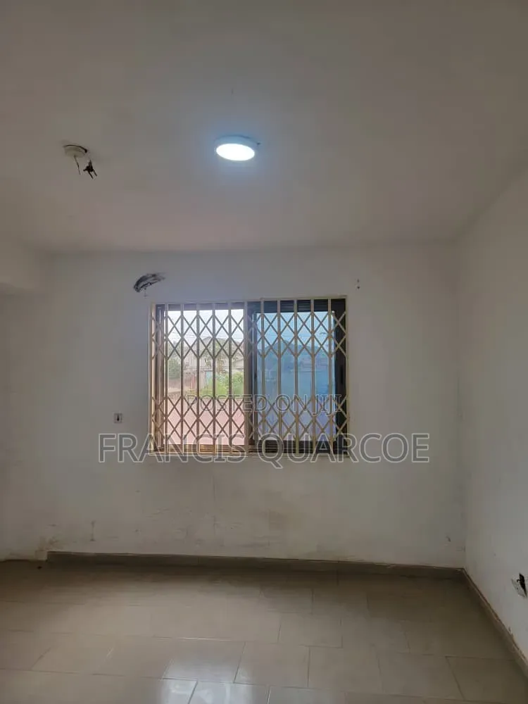 3bdrm Apartment in Dome for rent