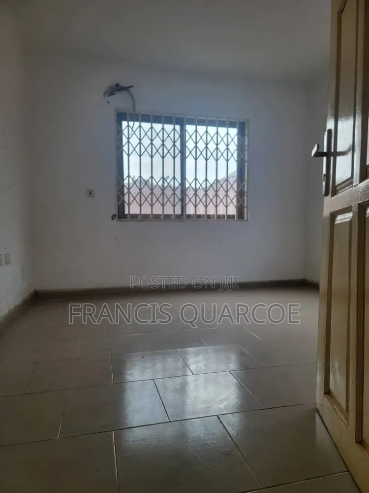 3bdrm Apartment in Dome for rent