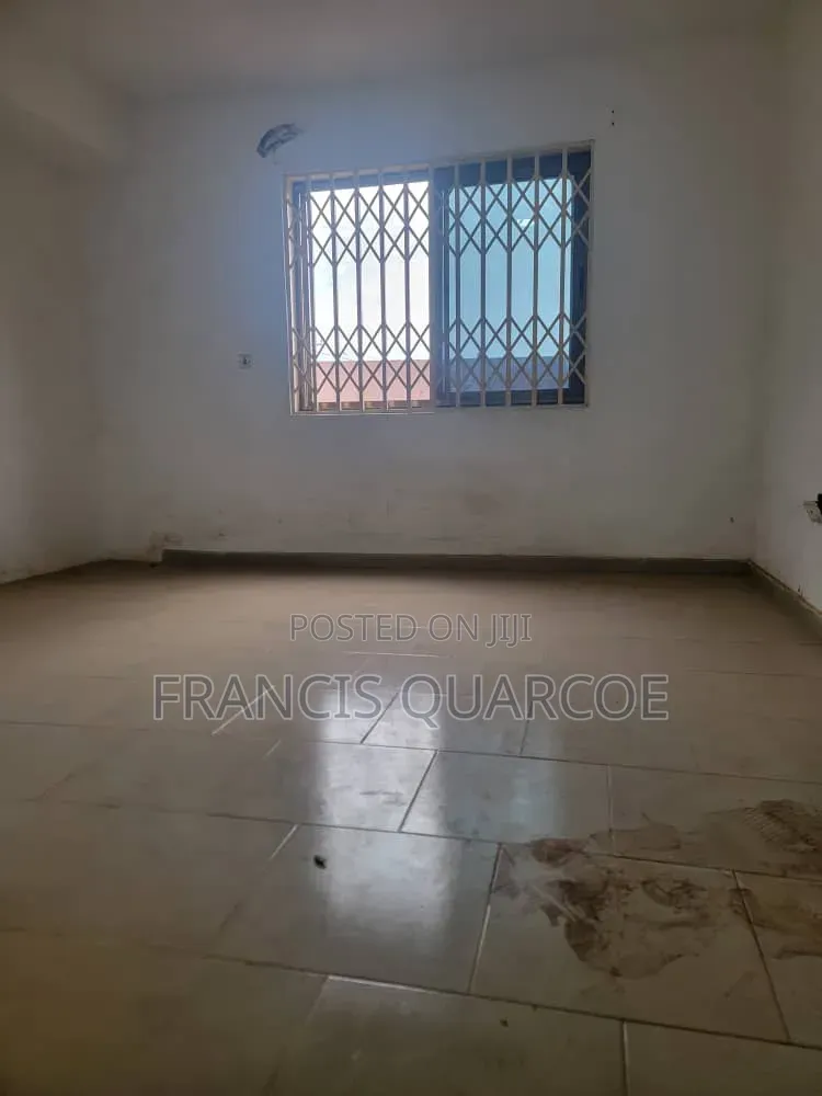 3bdrm Apartment in Dome for rent
