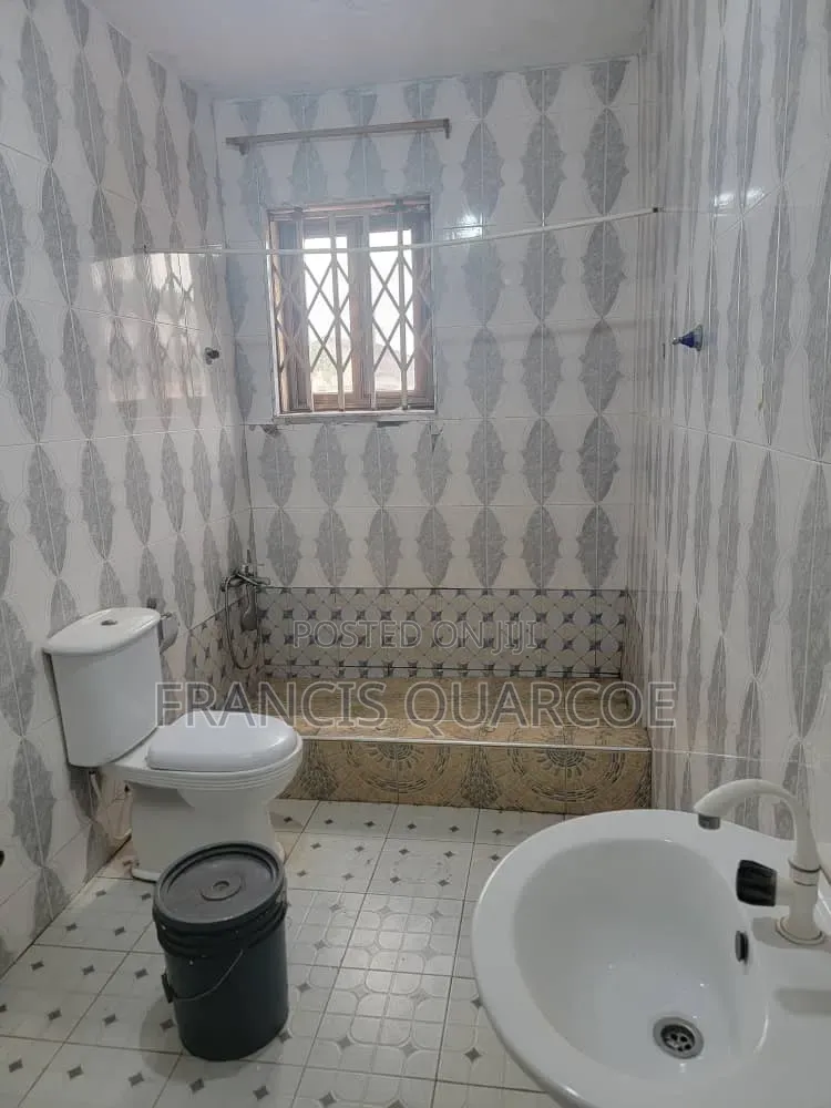 3bdrm Apartment in Dome for rent