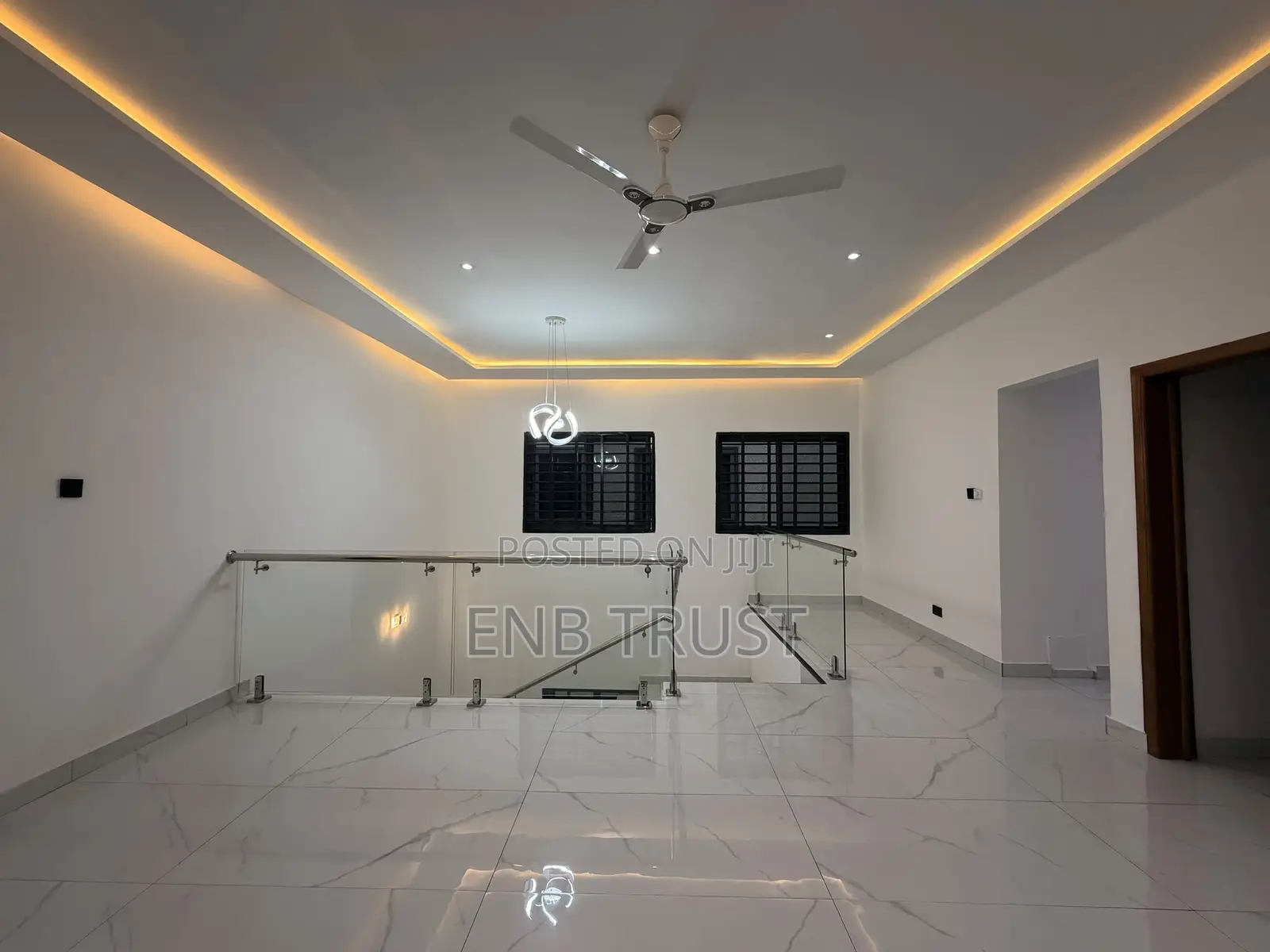 4bdrm Duplex in Ashaley Botwe, School Junction for sale