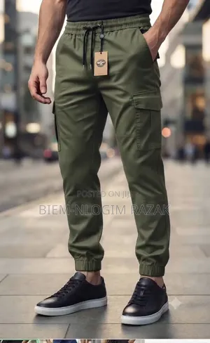 Plain Bumper Cargo Pants Available in Stock