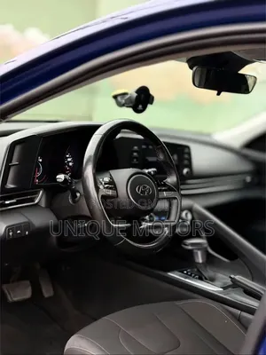 Hyundai Elantra 2021 Blue